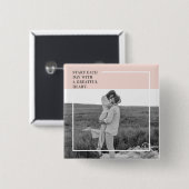 フォトパステルモダンピンクファミリーラブリーギフト 缶バッジ (正面&裏面)