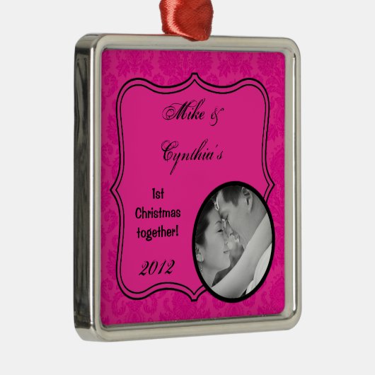 フォトパーソナライズされたオーナメントホットピンクダマスクレース メタルオーナメント (右)