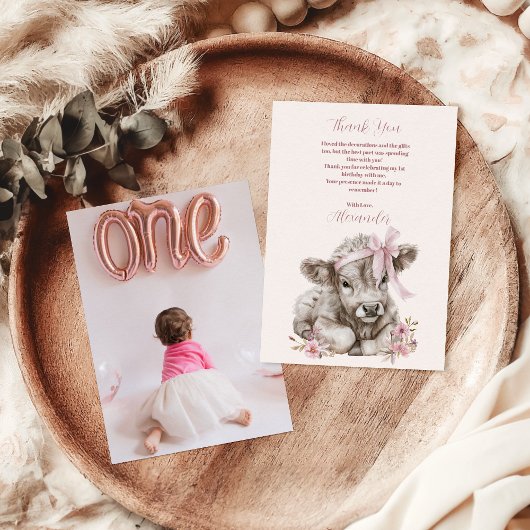 フォトピンクガールフローラハイランド牛1歳の誕生日 サンキューカード