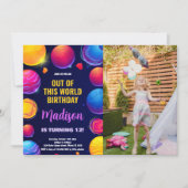 フォトピンクパープルアウタースペース誕生日招待状 招待状 (正面)