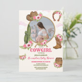 フォトピンク女性のカーボーイウェスタン赤ちゃんシャワー 招待状 (スタンド正面)