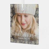 フォトピースラブジョイ金ゴールドスノーフレークモダン休日 ガラスオーナメント (正面左)