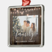 フォトファミリーウッドアンドライツホリデーセラミック メタルオーナメント (左)