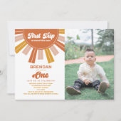 フォトファーストのまわりにトリップ太陽1歳の誕生日 招待状 (正面)