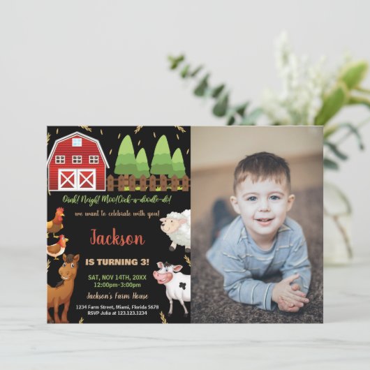 フォトブラックブラウングリーンファーム誕生日招待状 招待状 (スタンド正面)