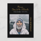 フォトブラック金ゴールドスクリプト誕生日 インビテーションポストカード (正面)