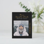 フォトブラック金ゴールドスクリプト誕生日 インビテーションポストカード (スタンド正面)