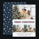 フォトブルー赤い雪のモダン星 シーズンカード<br><div class="desc">ブルーカスタムと赤の写真メリー・クリスマスカードは、正面にフォントが付いたコラージュモダンと、背面に雪や星が降るダークブルーの背景を備えたフォトコラージュ。この赤と青の写真のホリデーカードを簡単にパーソナライズあなたの写真、家族の名前と年。</div>