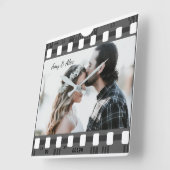 フォトブースのフィルムストリップパーソナライズされた写真テンプレート スクエア壁時計 (傾斜)