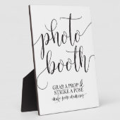 フォトブ結婚ースのサイン – プロップを掴んでポーズを取る フォトプラーク (側面)