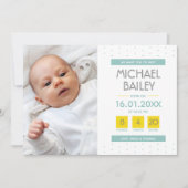 フォトモダンコラージュティール（緑がかった色）イエロー男の赤ちゃん誕生 案内状 (正面)