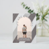 フォトモダン婚約招待状 – 混色 (スタンド正面)