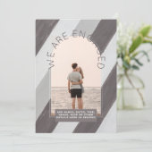 フォトモダン婚約招待状 – 混色 招待状 (スタンド正面)
