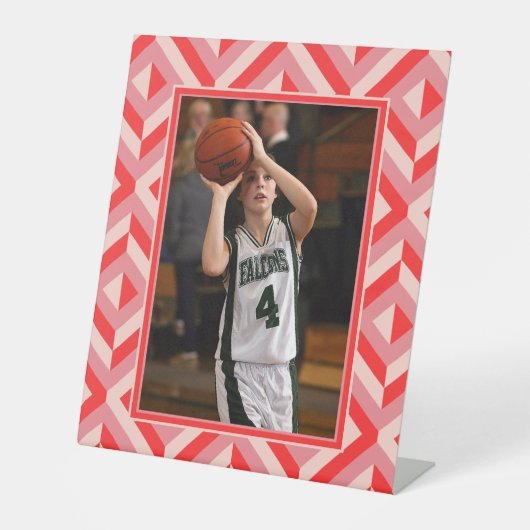 フォトレッドスリートーンダイヤモンドパターン 台座サイン (正面)