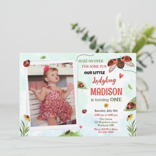 フォトレディバグ1st誕生日の招待ガールロベバグ 招待状 (スタンド正面)