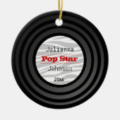 フォトレトロパーソナライズされたビニールアルバムの記念 セラミックオーナメント (正面)