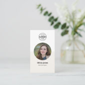 フォト不動産仲介業者QRコードベージュ名刺 名刺 (スタンド正面)