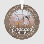 フォト初めてのクリスマス婚約した素朴フェイクWood オーナメント (裏面)