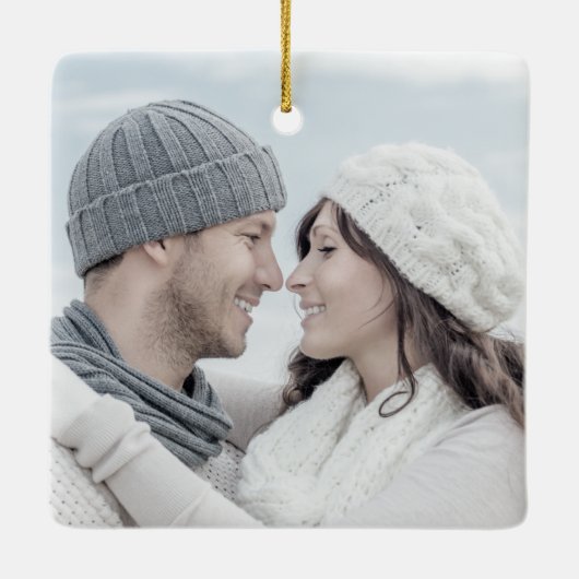 フォト初めてのクリスマス結婚したエメラルドAgate金ゴールド セラミックオーナメント (裏面)