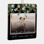 フォト初めてのクリスマス結婚した冬緑 セラミックオーナメント (右)