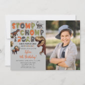 フォト恐竜タイポグラフィクール誕生日 招待状 (正面)