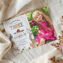 フォト納屋周囲の庭ファーム3rd誕生日招待状