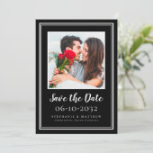 フォト結婚婚約カップルモダン白黒 セーブザデート (スタンド正面)