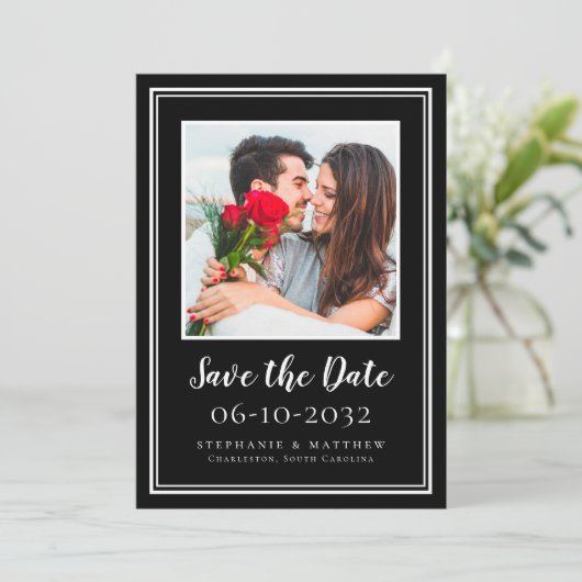 フォト結婚婚約カップルモダン白黒 セーブザデート (スタンド正面)