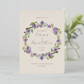 フォト薄紫パープルボタニカルリース結婚ズ 箔招待状 (立ち正面)