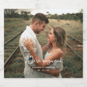 フォト モダン スクリプト 婚約しました 婚約パーティー スパークリングワインラベル (シングルラベル)