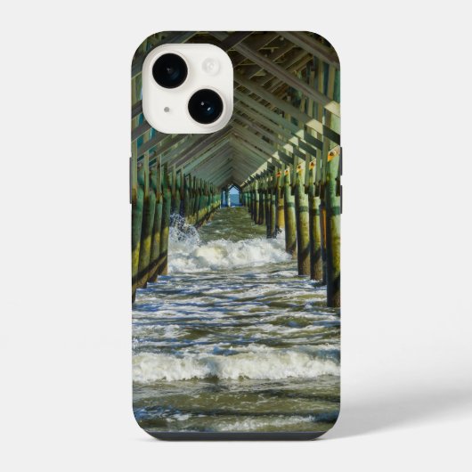 フォリービーチの桟橋の下 iPhoneケース (裏面)