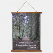 フォレストトレイルジョンミュア引用文 吊り下げ型タペストリー (正面)