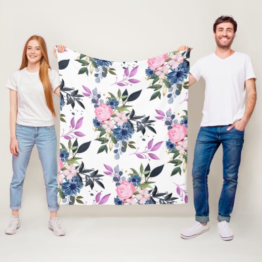 フォレストバラ – 大きなバラ フリースブランケット (インサイチュ)