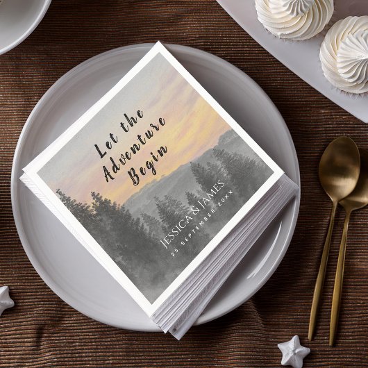 フォレストマウンテンが冒険を始結婚める スタンダードカクテルナプキン