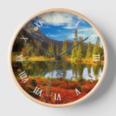 フォレストレイクマウンテンズオータムカラーウォーターカラーアート 壁時計 (正面)