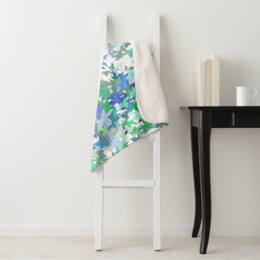 フォレスト子供部屋ブルーグリーングレーリーフフローラルパターン シェルパブランケット (インサイチュ)