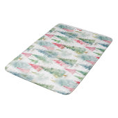 フォレスト、レッドグリーンパインツリーズホリデー バスマット (アングル)