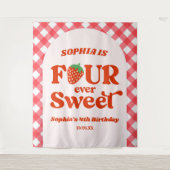 フォーエバースウィートストロベリー4th誕生日パーティー タペストリー (正面)