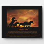 フォーエバーフリーホースメモリアルプラーク フォトプラーク (正面)