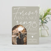 フォーエバーリング写真アーチグリーングレー婚約 案内状 (スタンド正面)