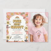 フォーエバー・グルービー・レトロ・バン・ピンク 4歳の誕生日 招待状 (正面)