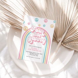 フォーエバー・グルービー・レトロ・レインボー 4歳の誕生日 招待状