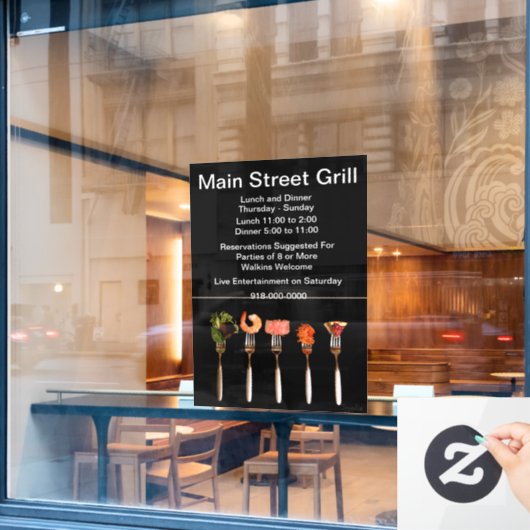 フォークに載せた現代的なフードのレストラン事業 ウィンドウサイン (カフェ窓)