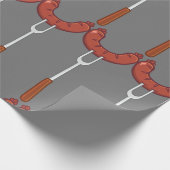 フォークの上のソーセージ ラッピングペーパー (角)