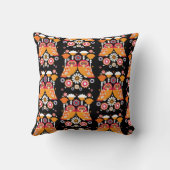 フォークアートフクロウ クッション (裏面)