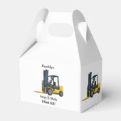 フォークリフトの漫画イラストレーション フェイバーボックス (正面サイド)
