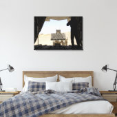 フォークリフトはC-130ヘラクレスに貨物を積み込む キャンバスプリント (インサイチュ (寝室))