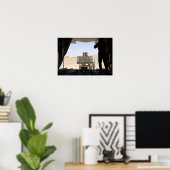 フォークリフトはC-130ヘラクレスに貨物を積み込む ポスター (ホームオフィス)