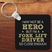 フォークリフトドライバーのユーモアノベルティ キーホルダー (正面)