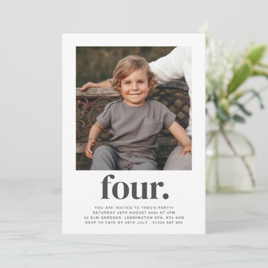 フォースクエアフォト誕生日招待状 招待状 (スタンド正面)